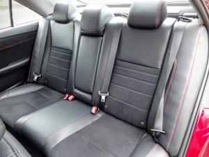 2015 Toyota Camry XSE rear seats