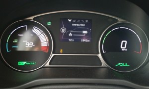 Kia Soul EV review gauges