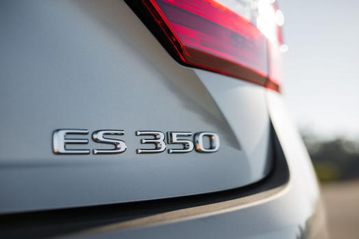 2016 Lexus ES350