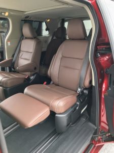 IMG_2017 Toyota Sienna Reclining Middle Seats