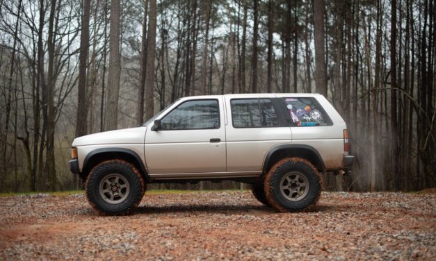 Lifted Nissan Pathfinder : D21 (1987-1995)
