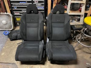 All Black FG2 Si Seats