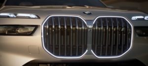 BMW i7 illuminated kidney grille