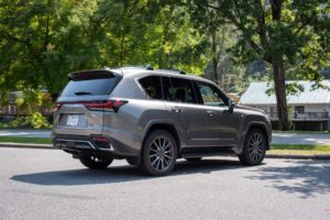 Lexus LX 600 F Sport