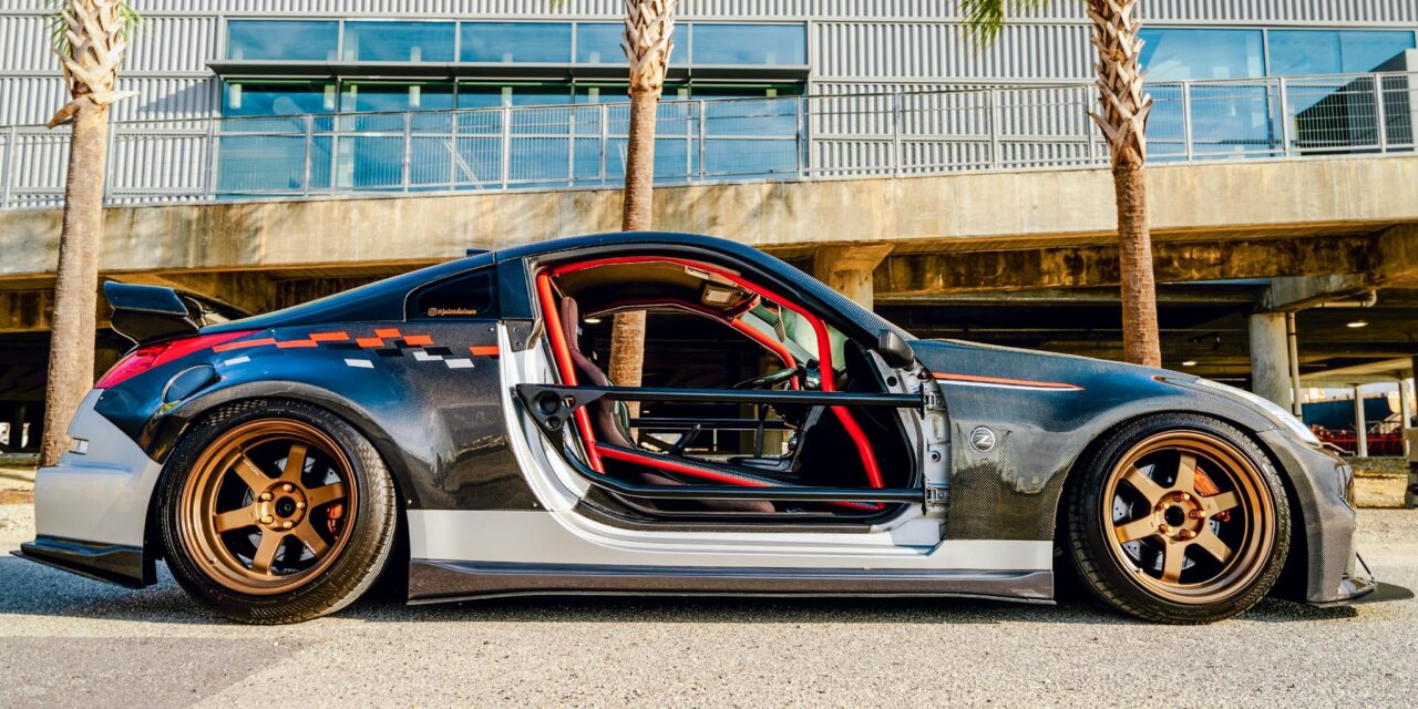 Doors-Off Carbon Fiber Nismo 350Z