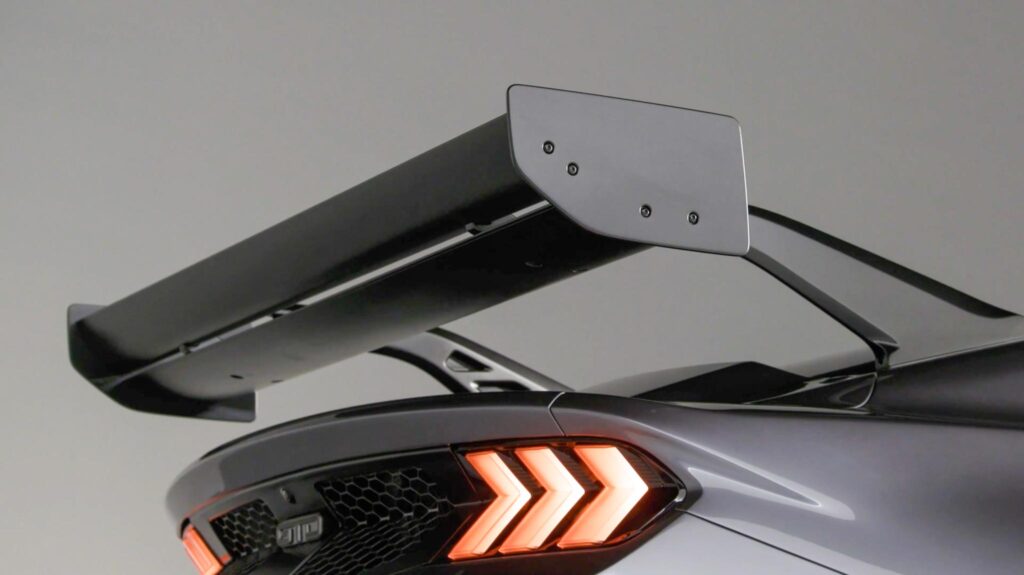 Mustang GTD wing