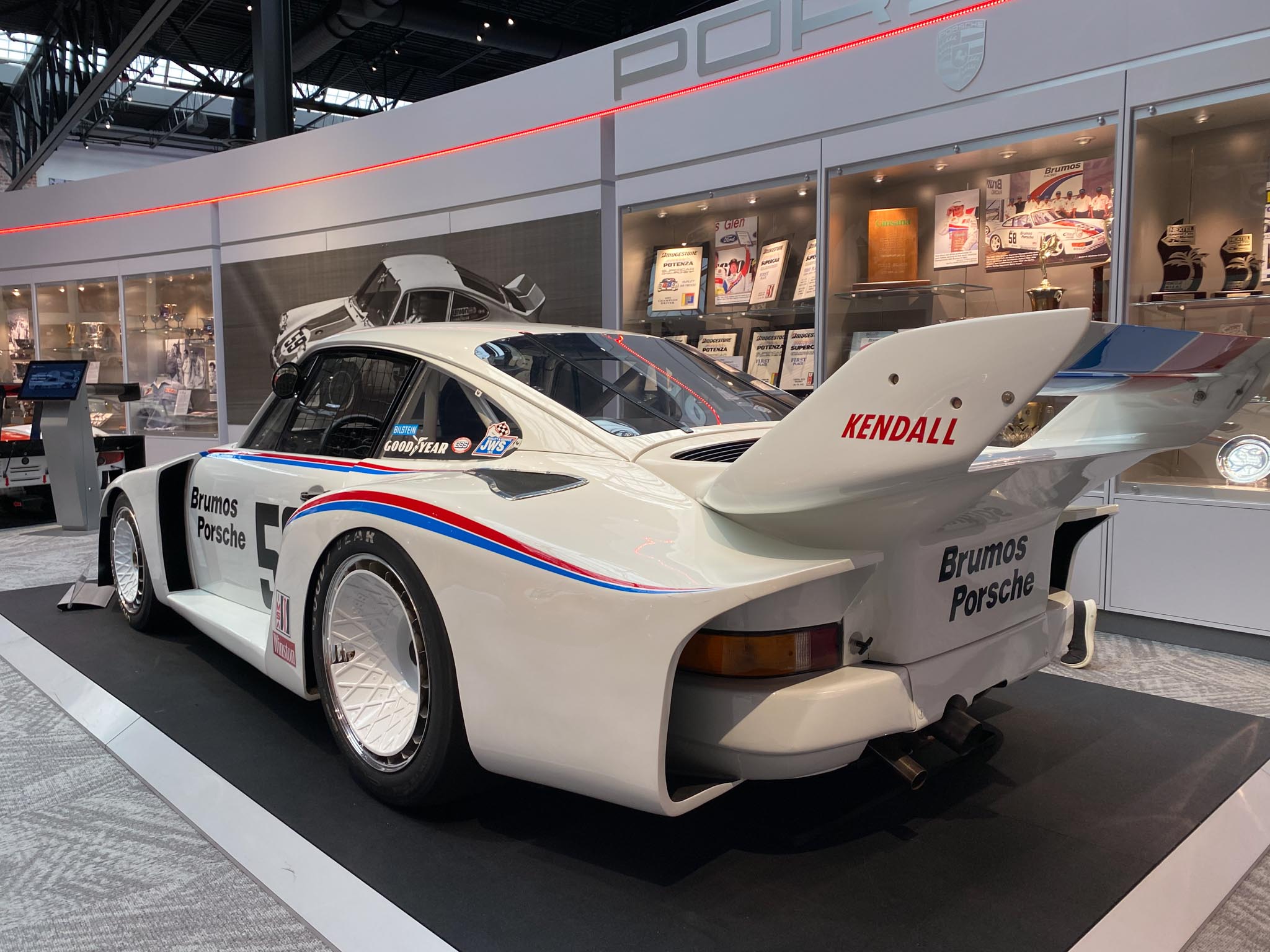 Porsche 935