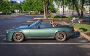 lowered Miata