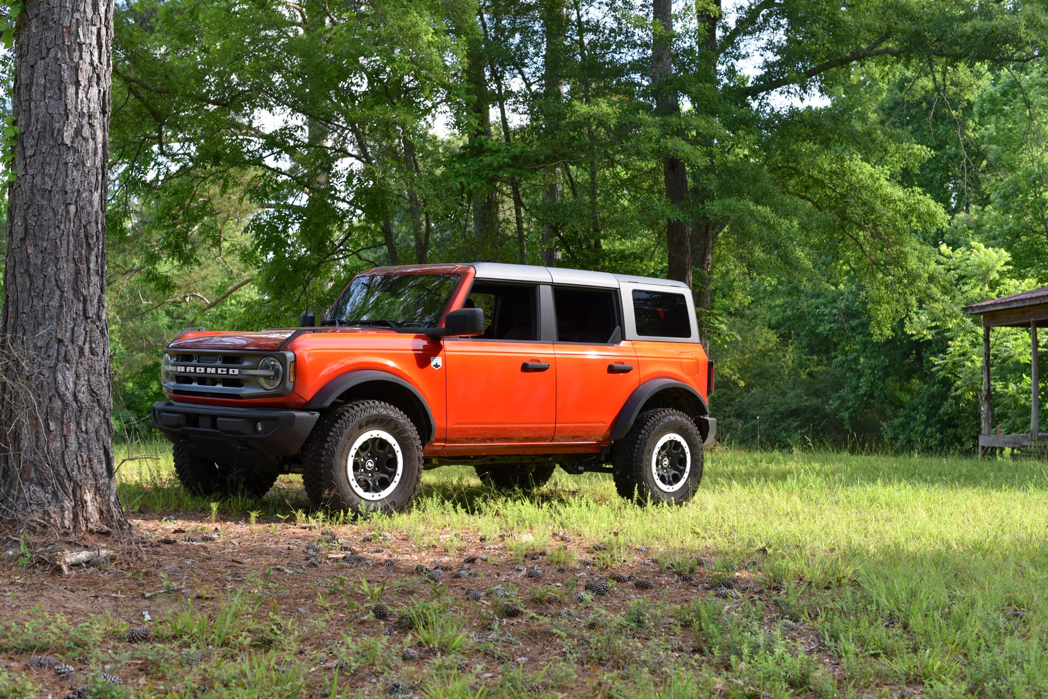 Bronco vs Jeep