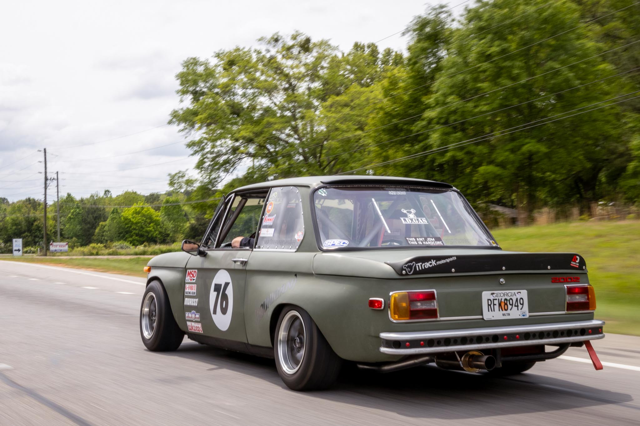 wide BMW 2002