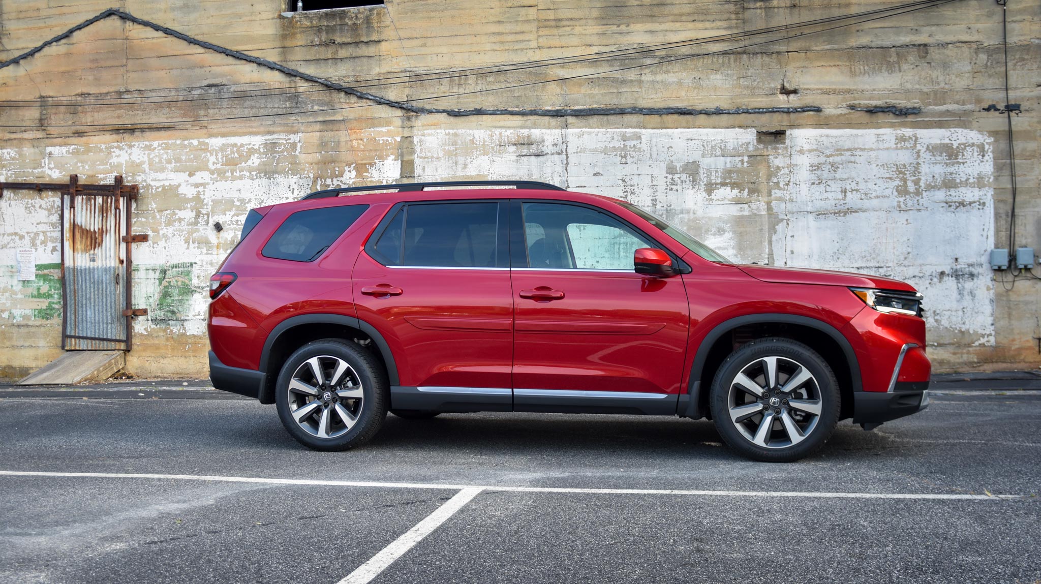 2024 Honda Pilot AWD SUV built to last