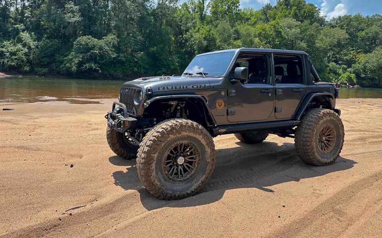 Jeep on 44s