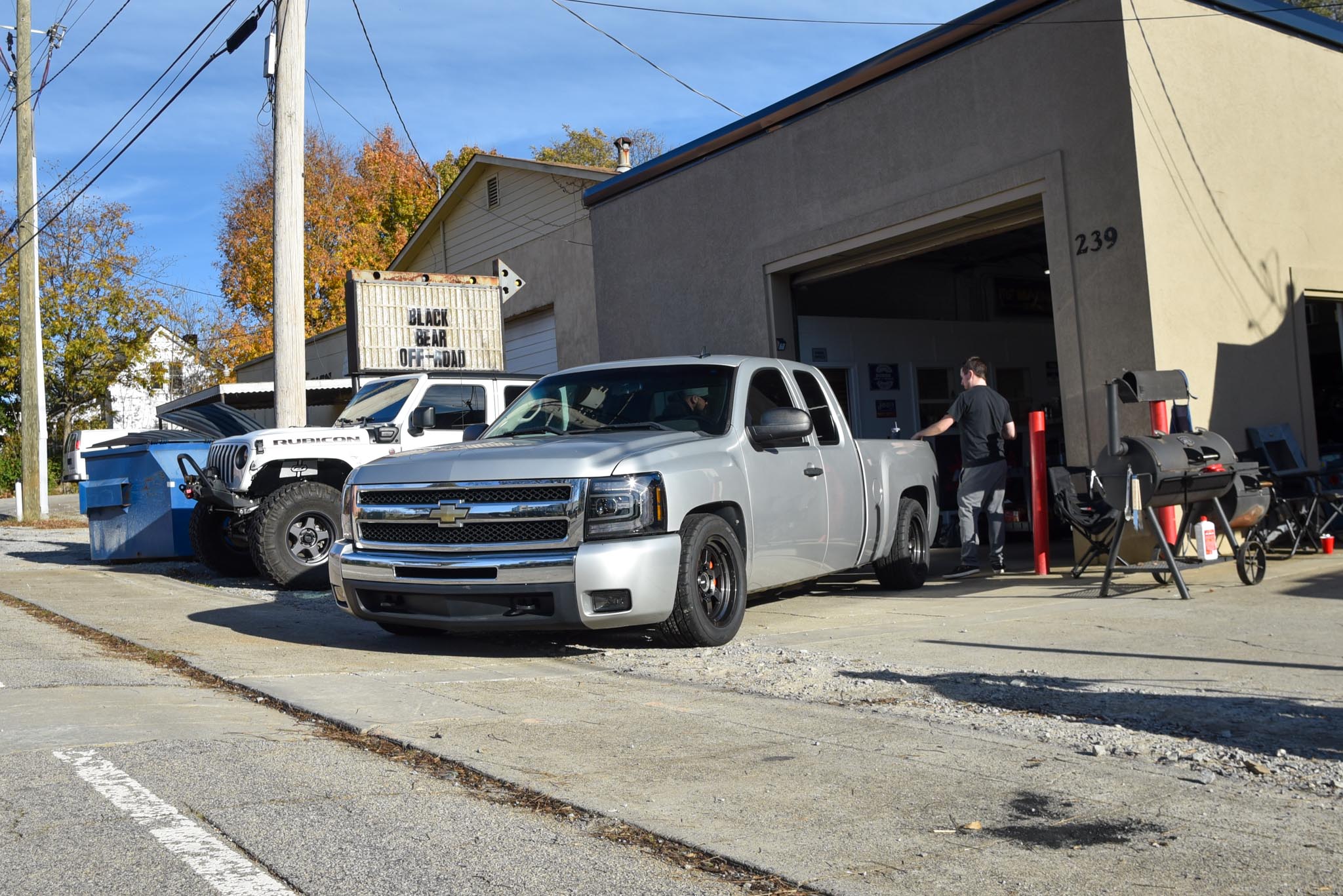 lowered silverado on 17 inch wheels