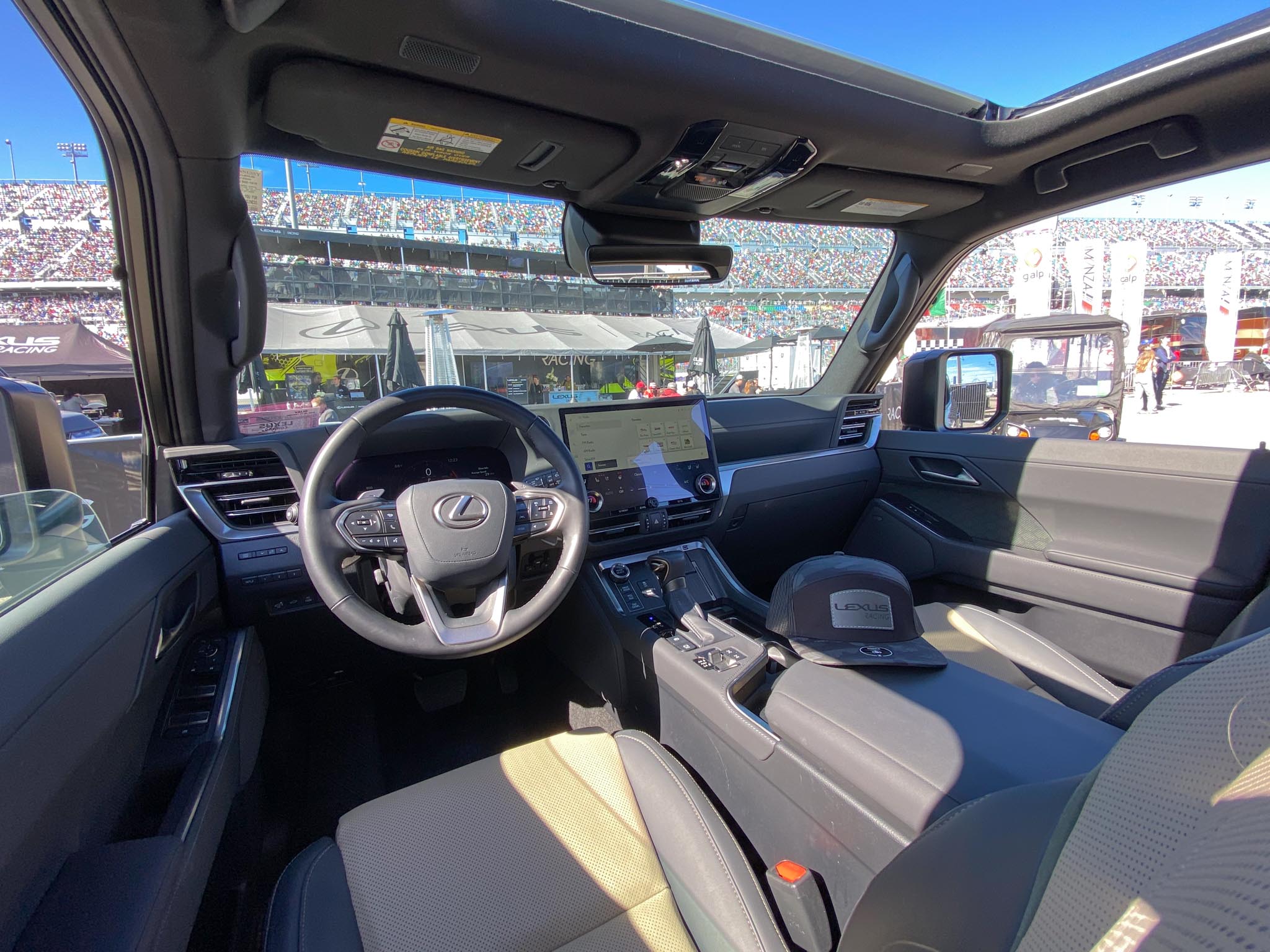 Lexus GX 550 Overtrail sunroof interior