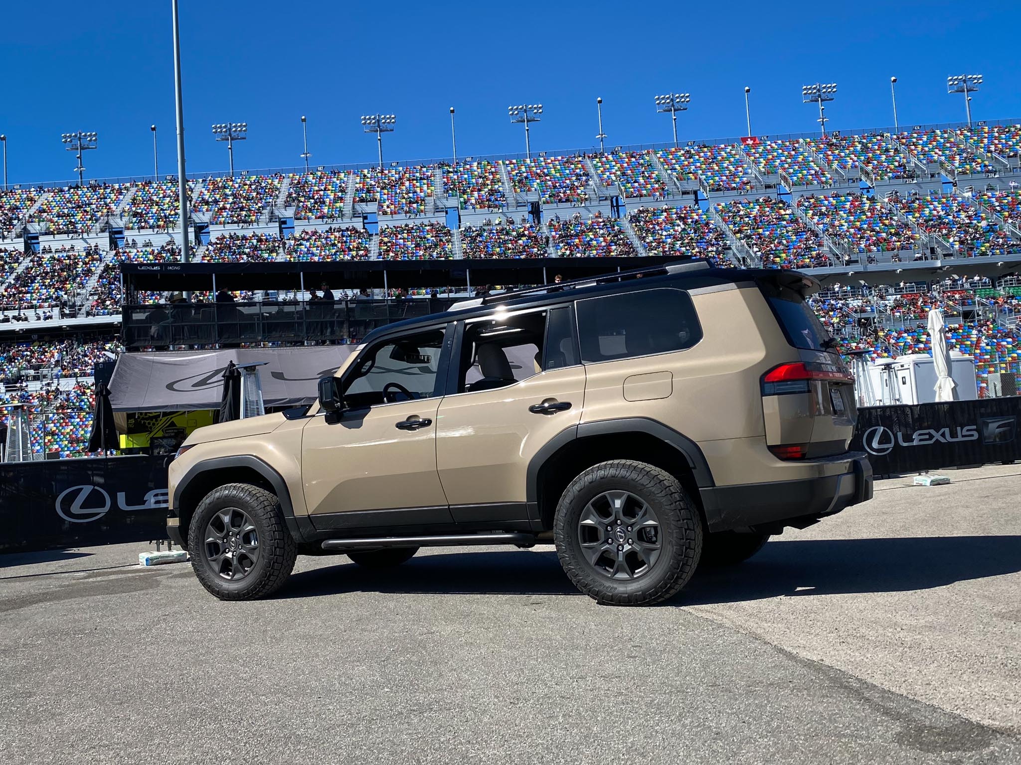 Lexus GX 550 Overtrail fender flares