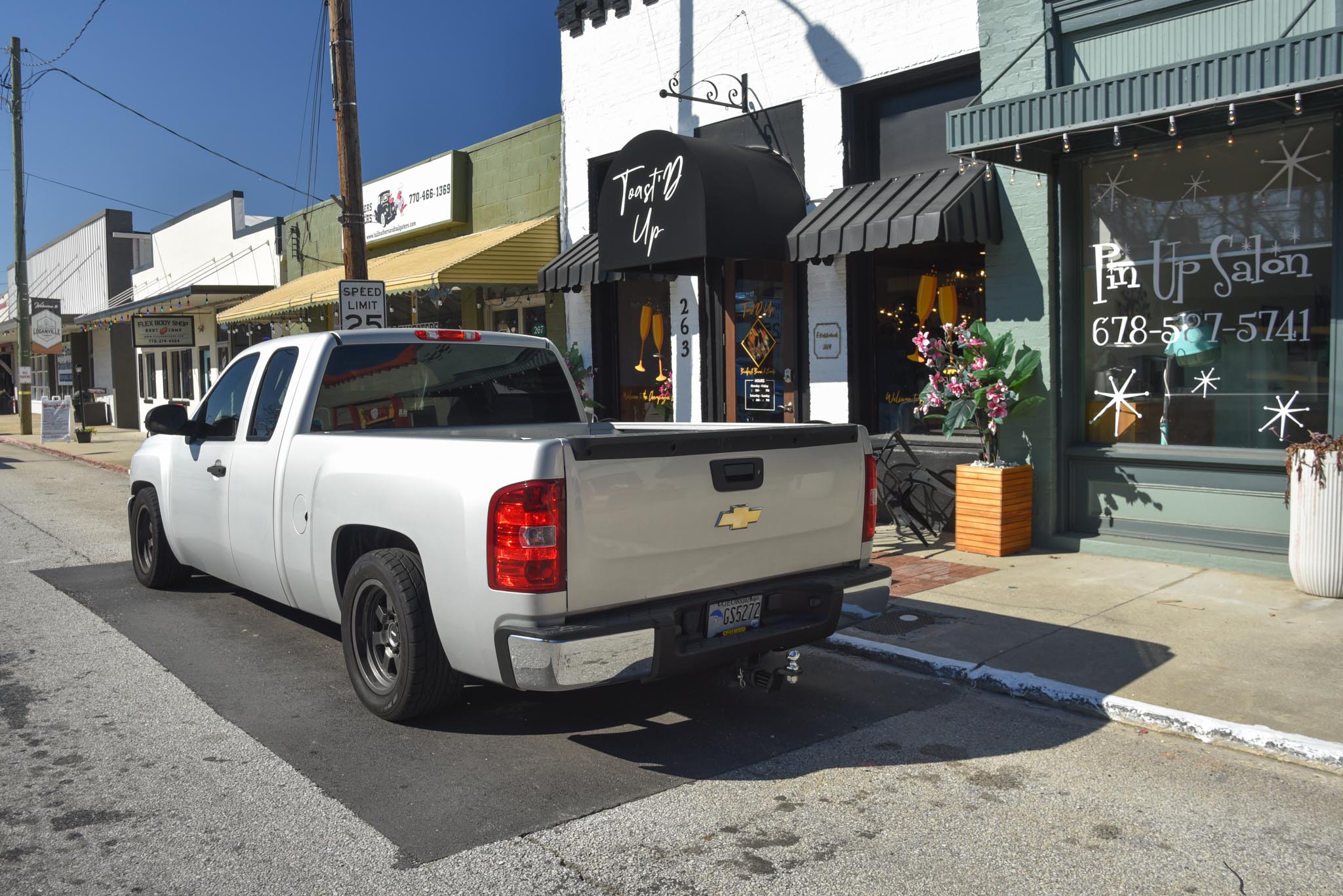 lowered 2nd gen Silverado