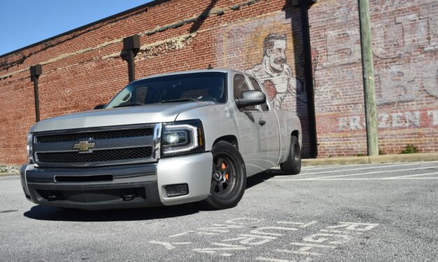 KnKut Silverado – Wilwood big Brakes in Orange!