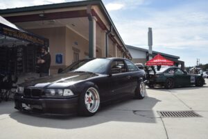 lowered black E36