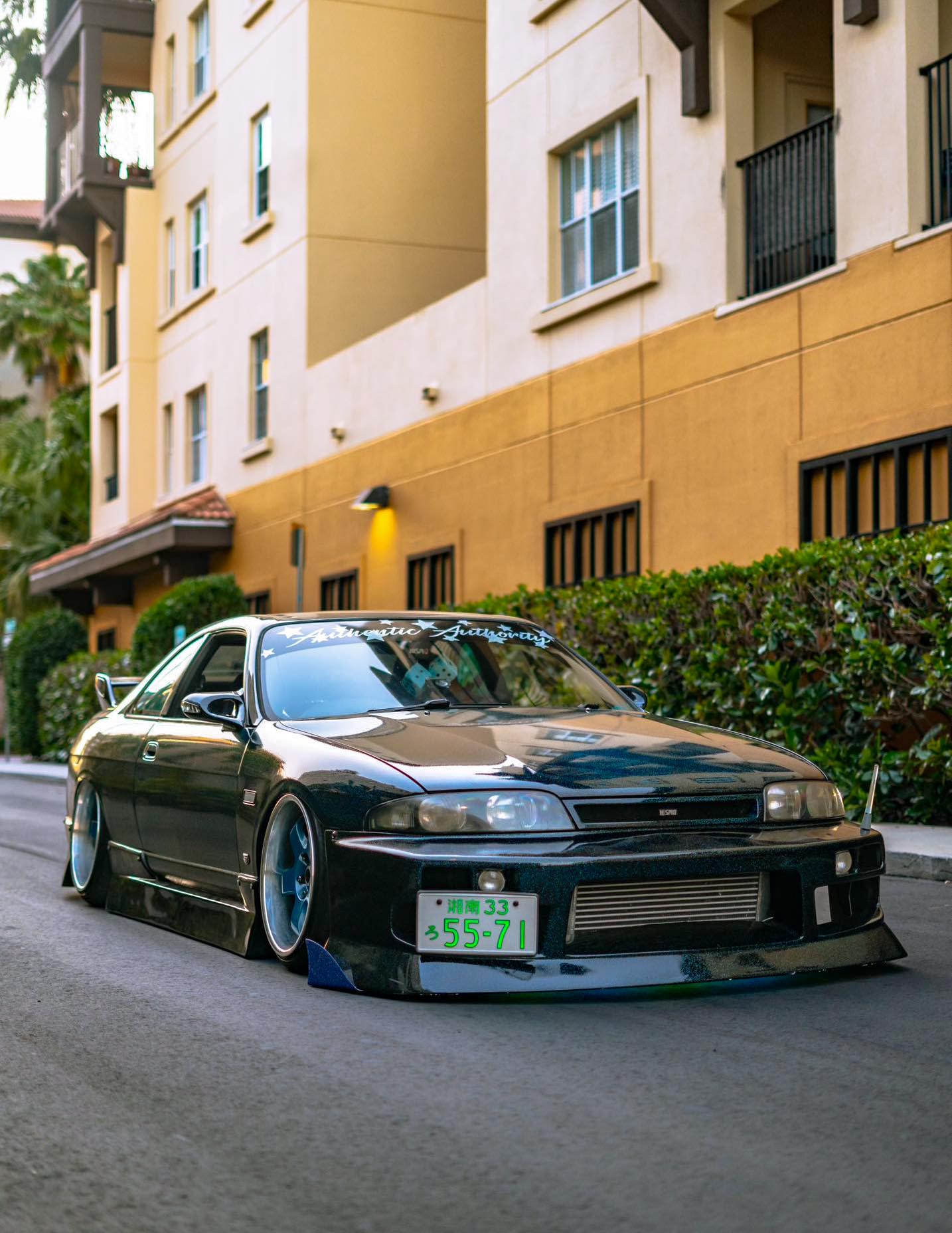 R33 Skyline