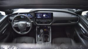 Grand Highlander interior