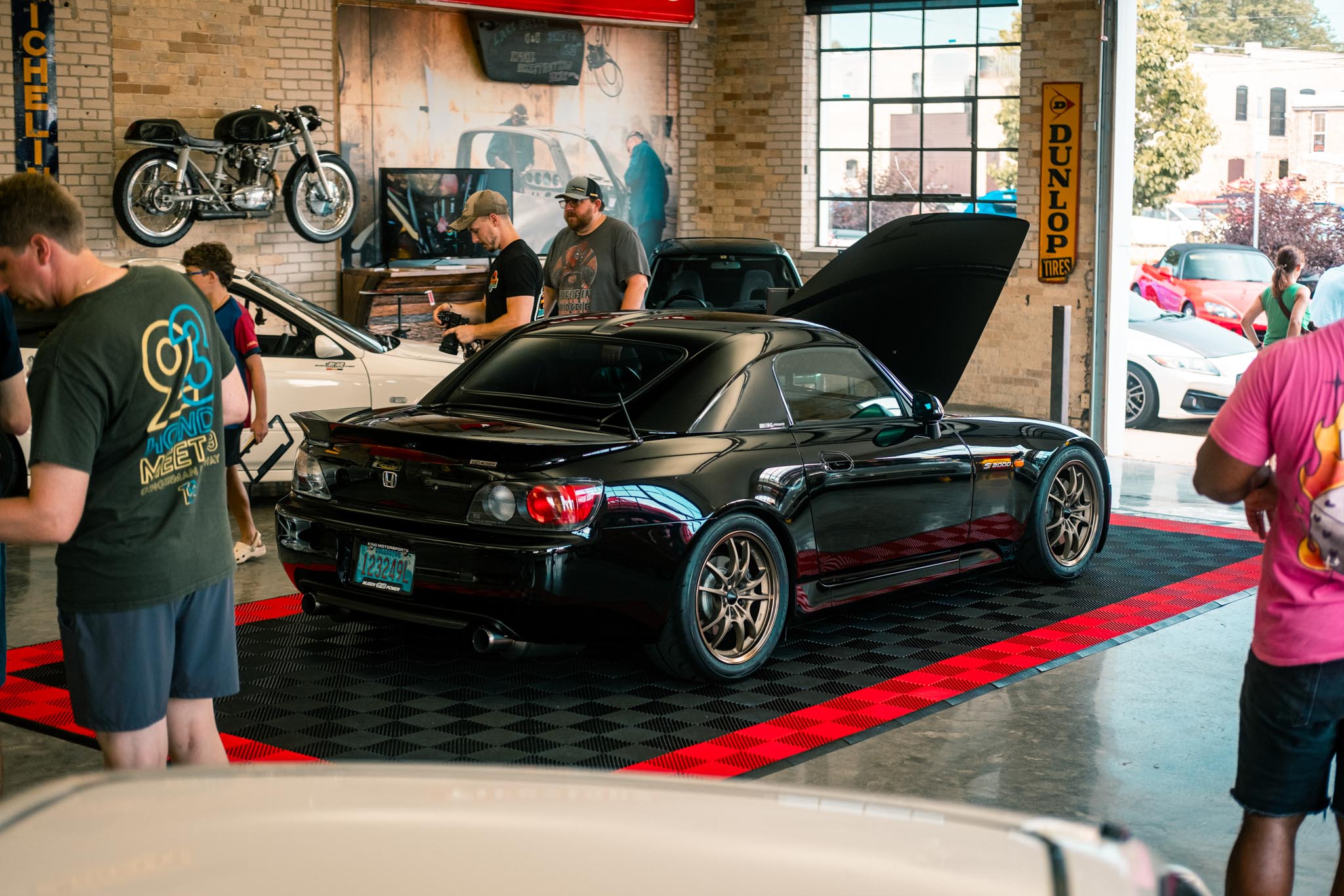 S2000