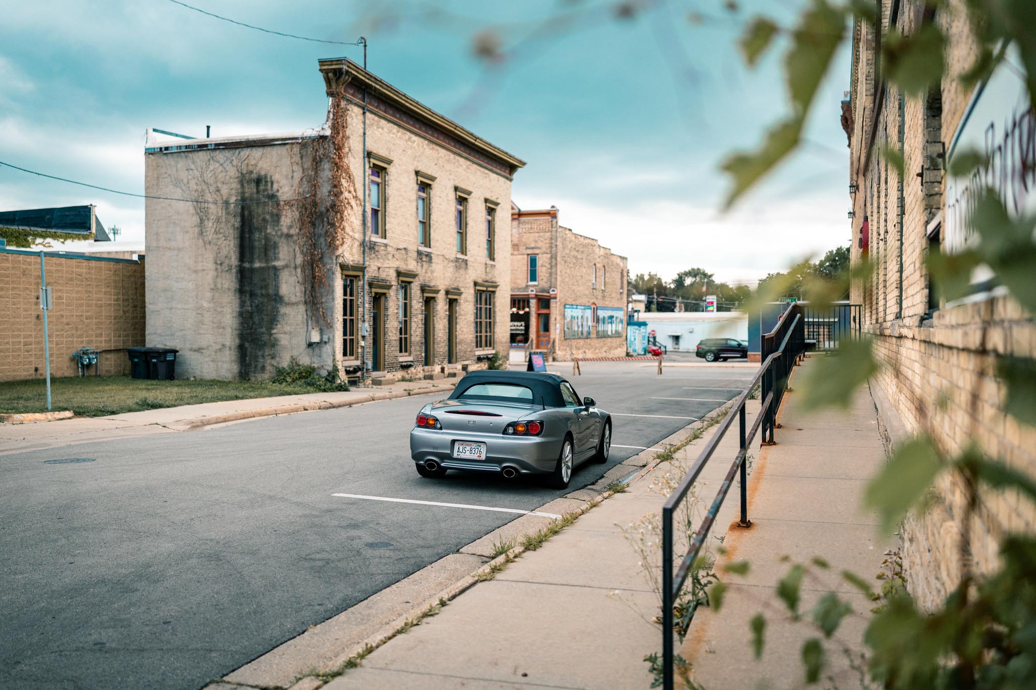 S2000