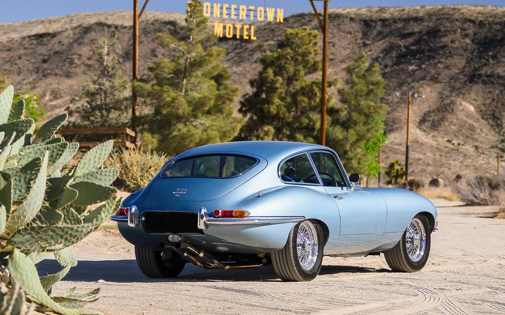Jaguar E type