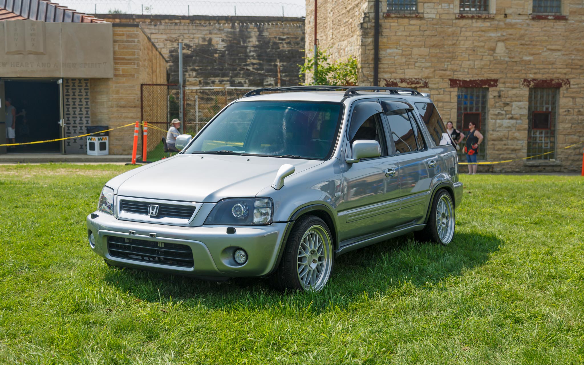 lowered Honda CRV