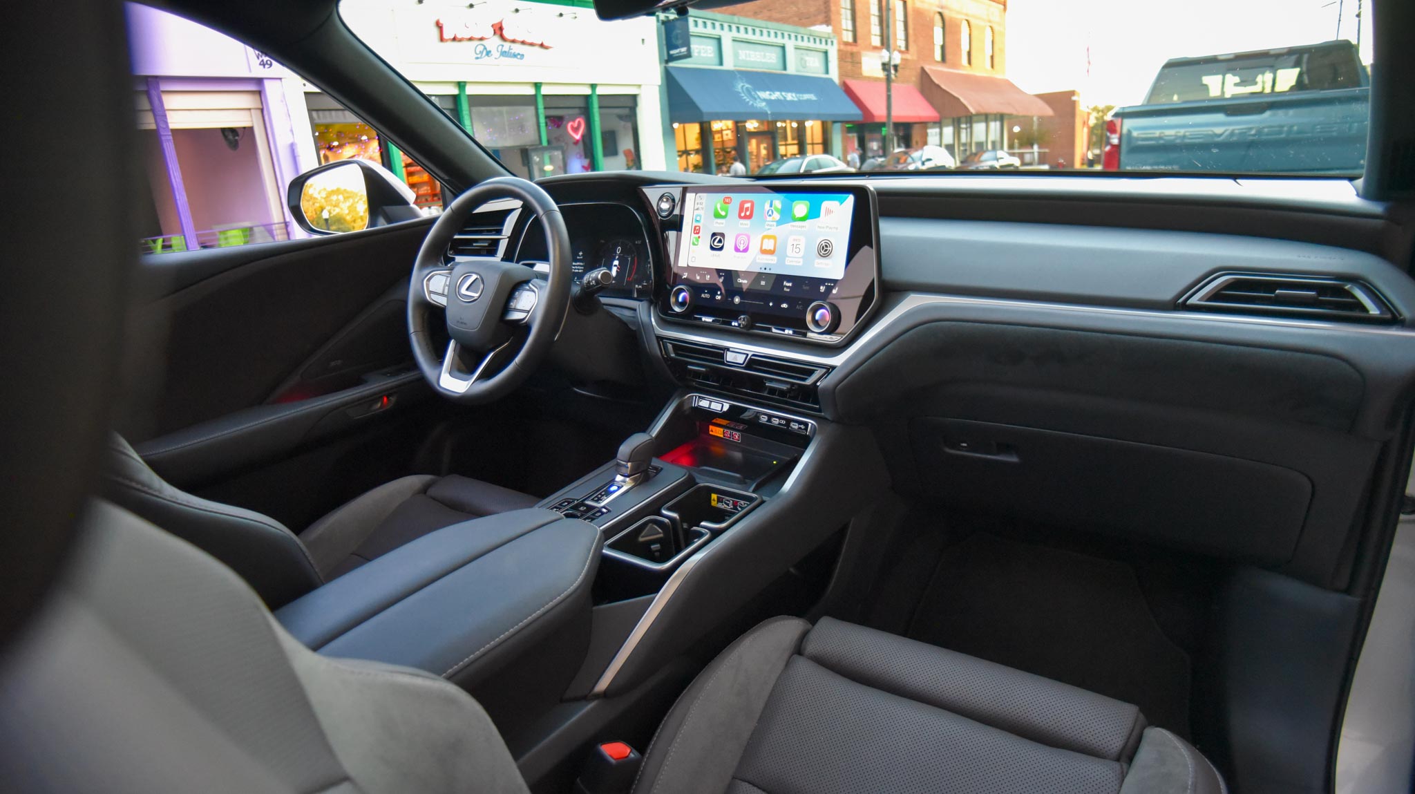 Lexus TX 350 review