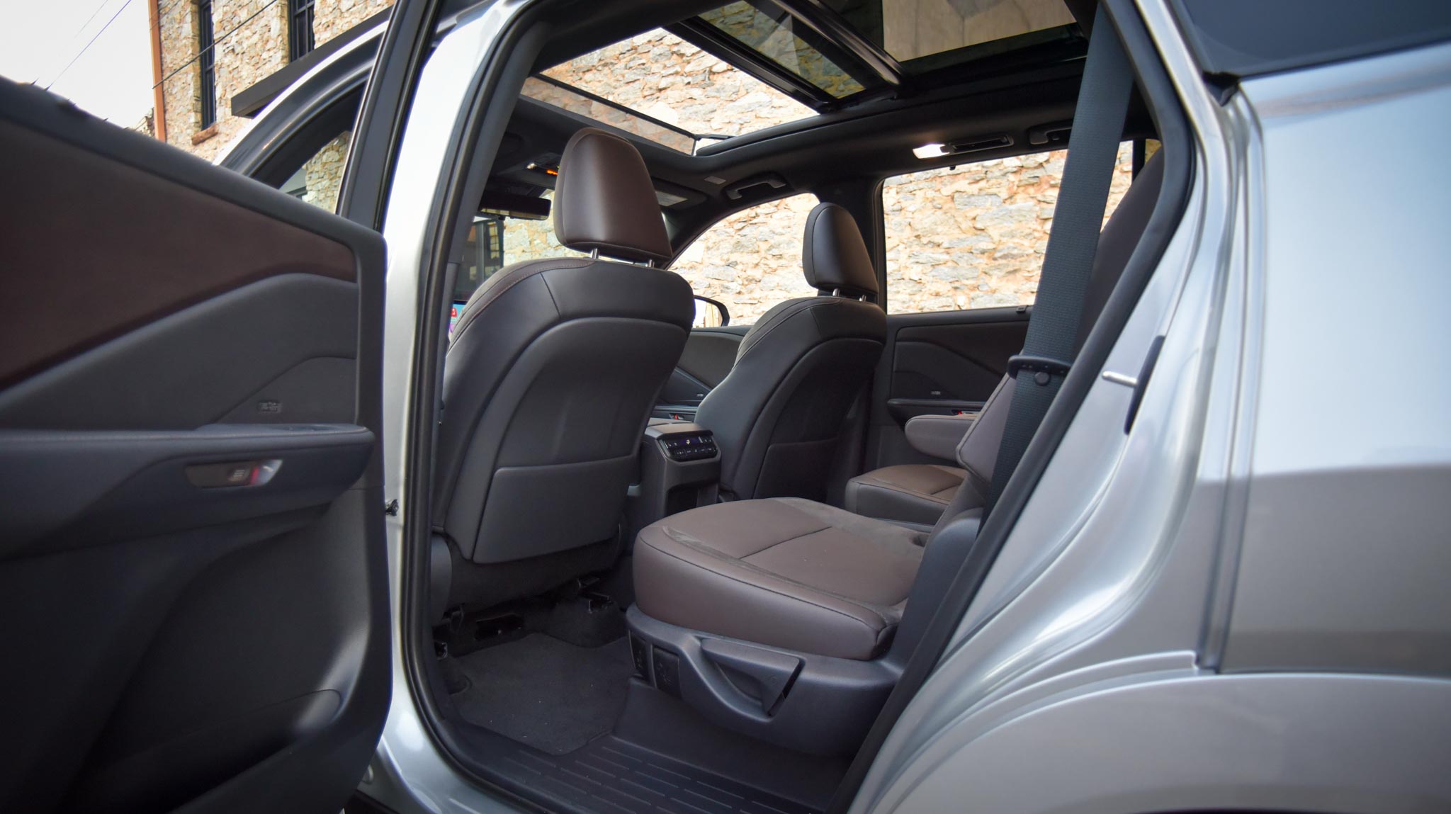Lexus TX 350 review