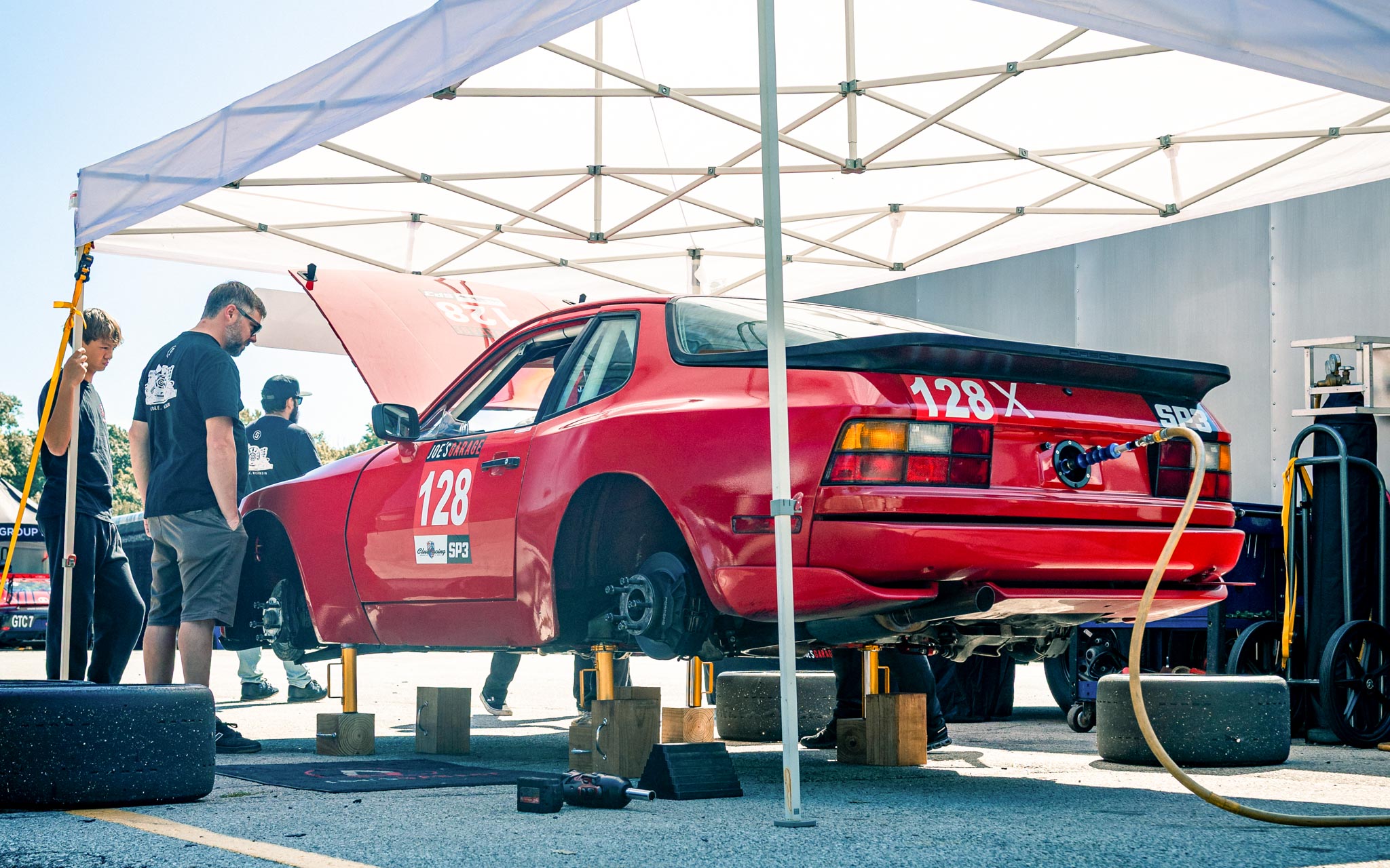 Porsche 944