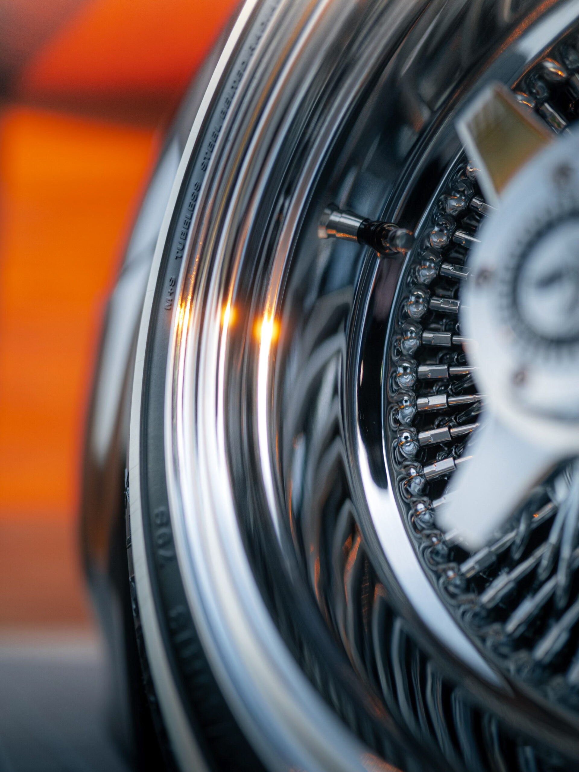 Luxor wire wheels