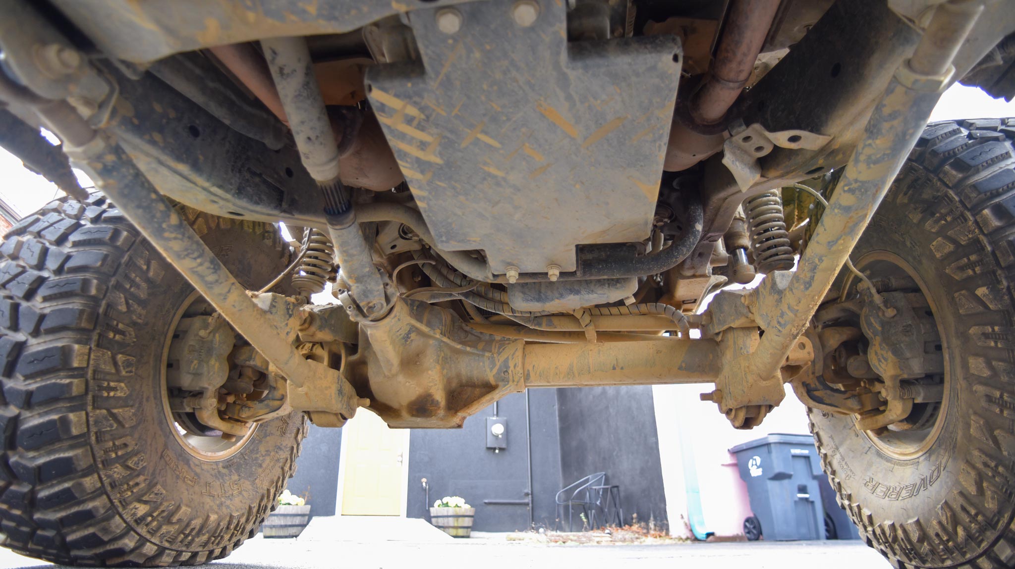 Nissan Frontier straight axle