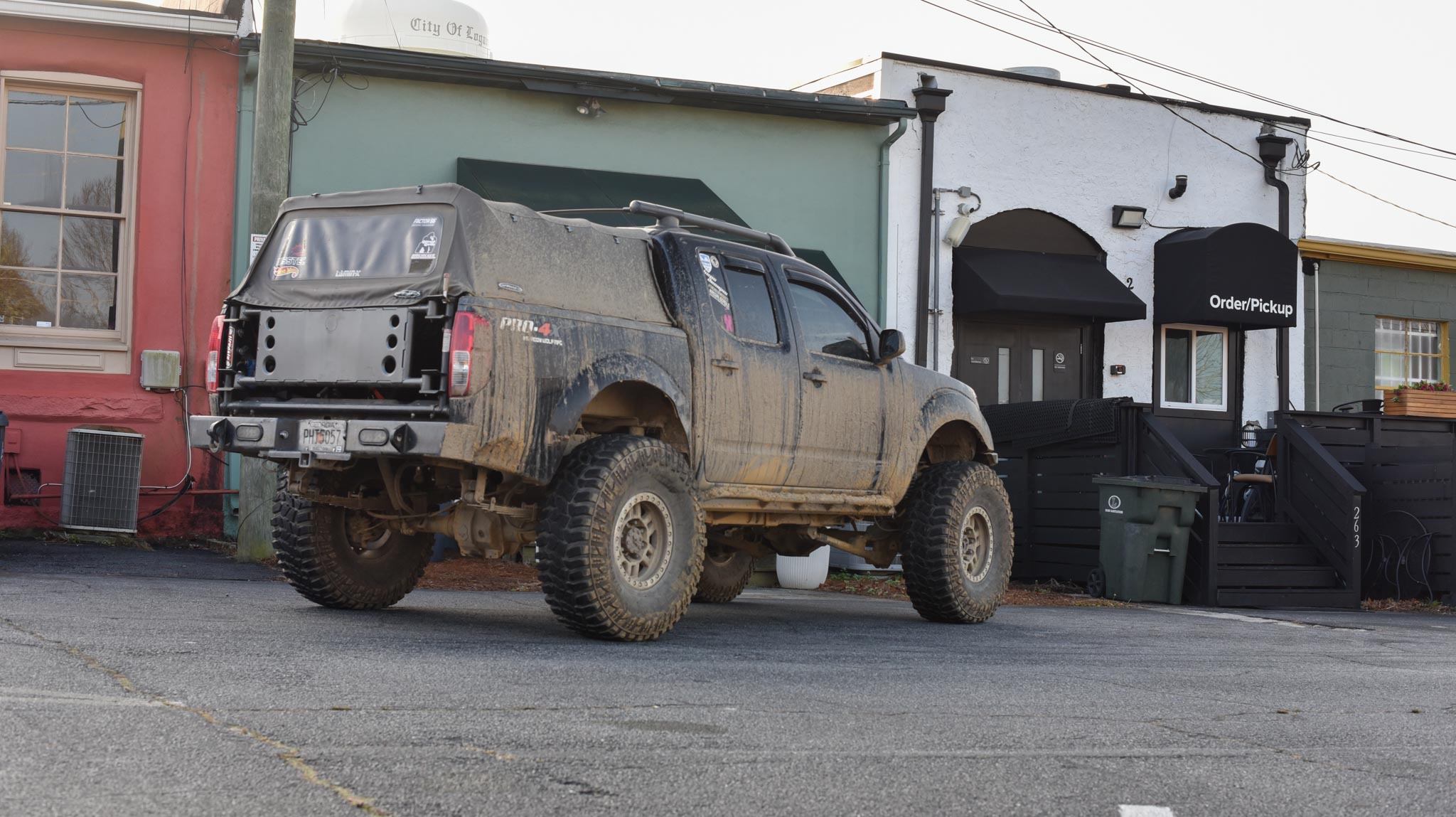 Nissan Frontier 40s
