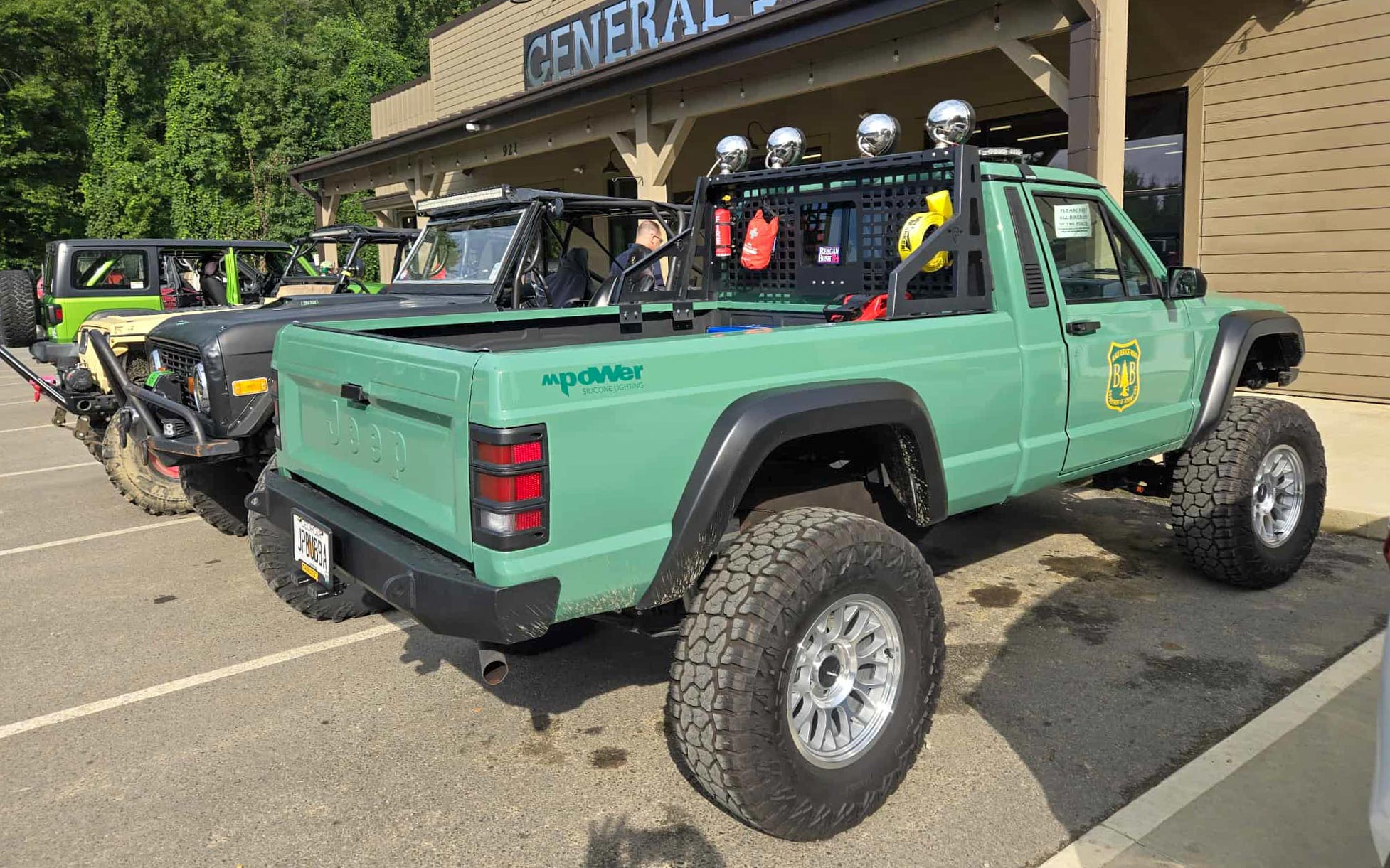 Jeep Commanche