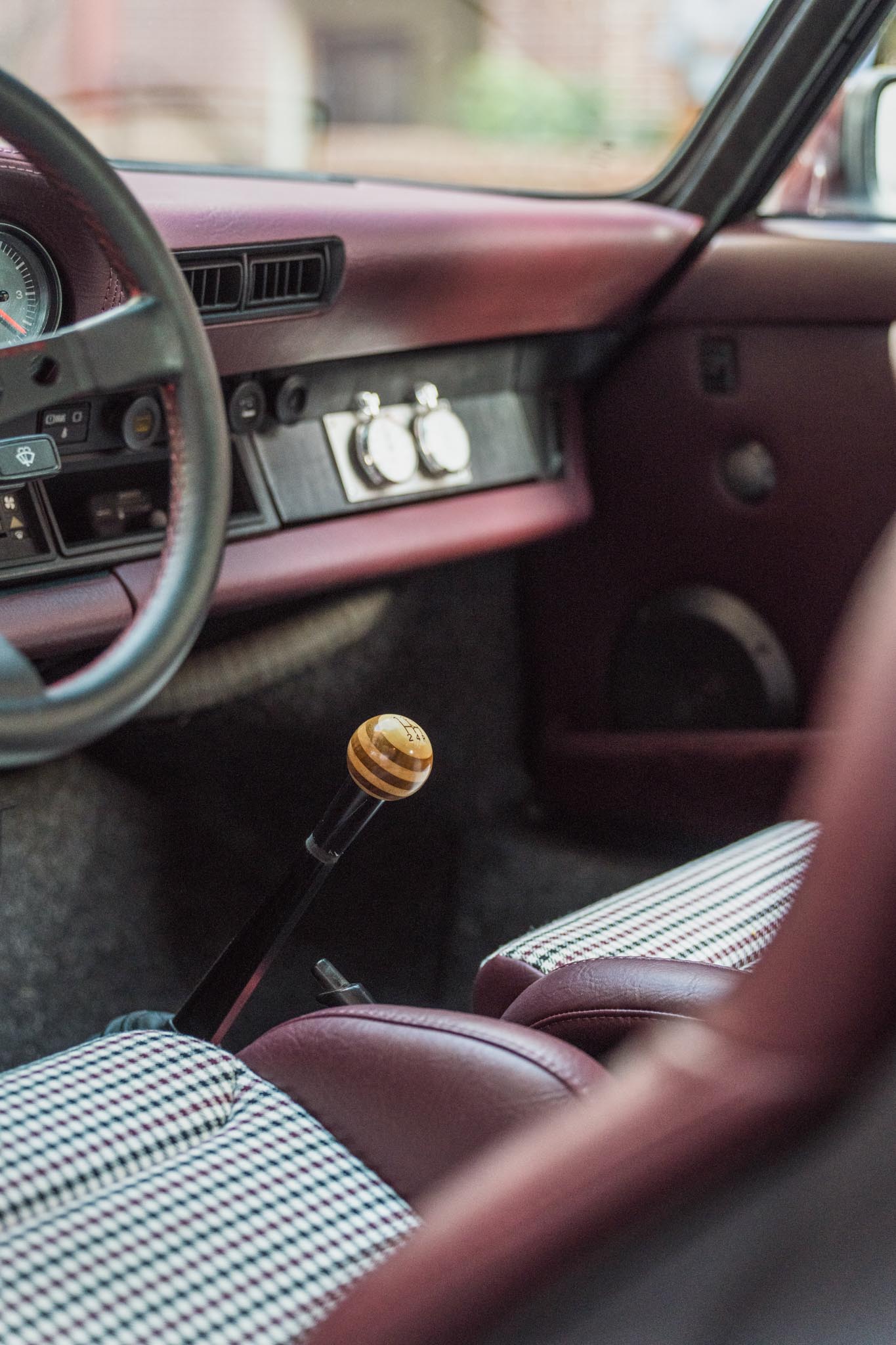 Vintage Porsche 911 interior