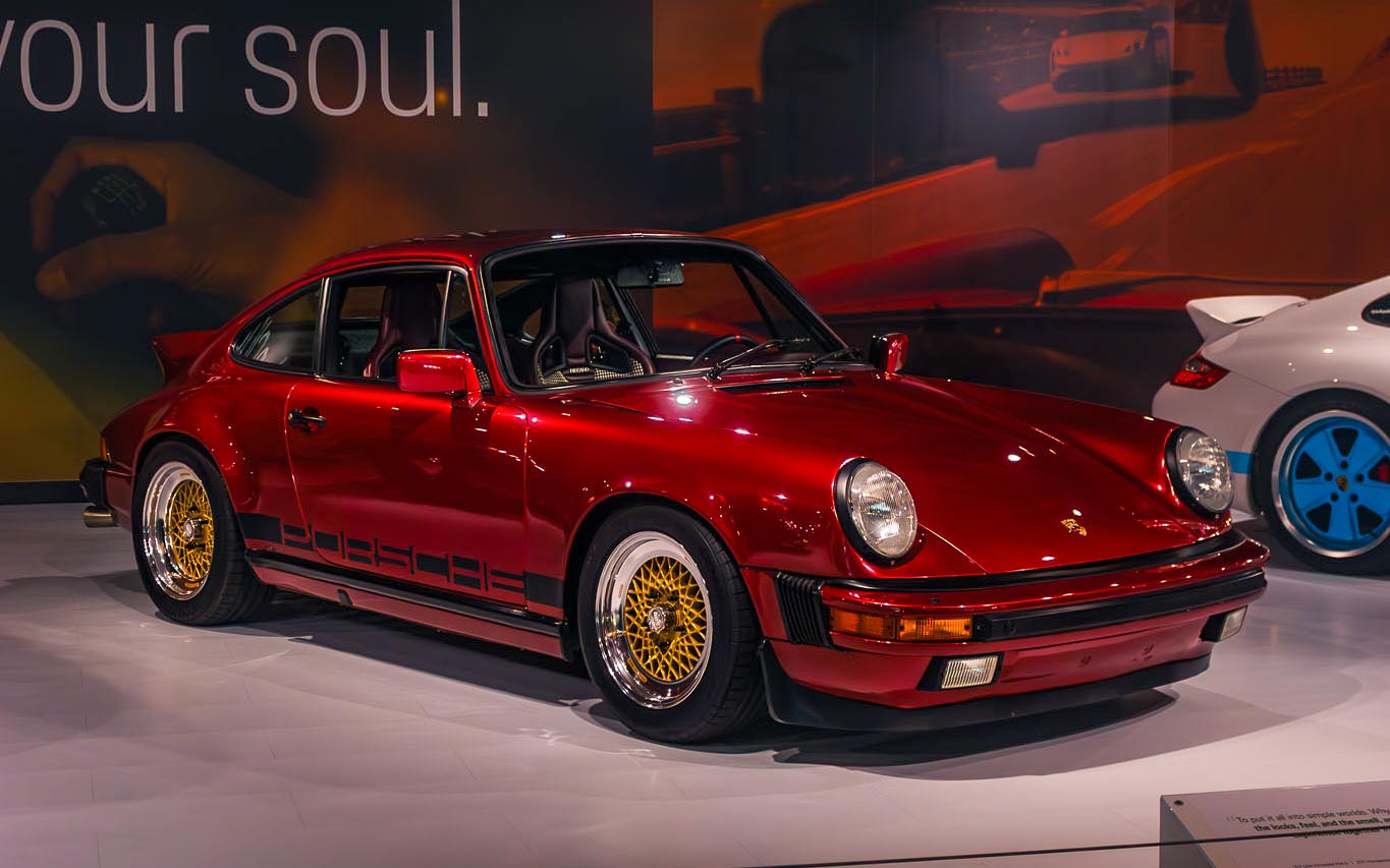 Garnet Red Metallic Porsche