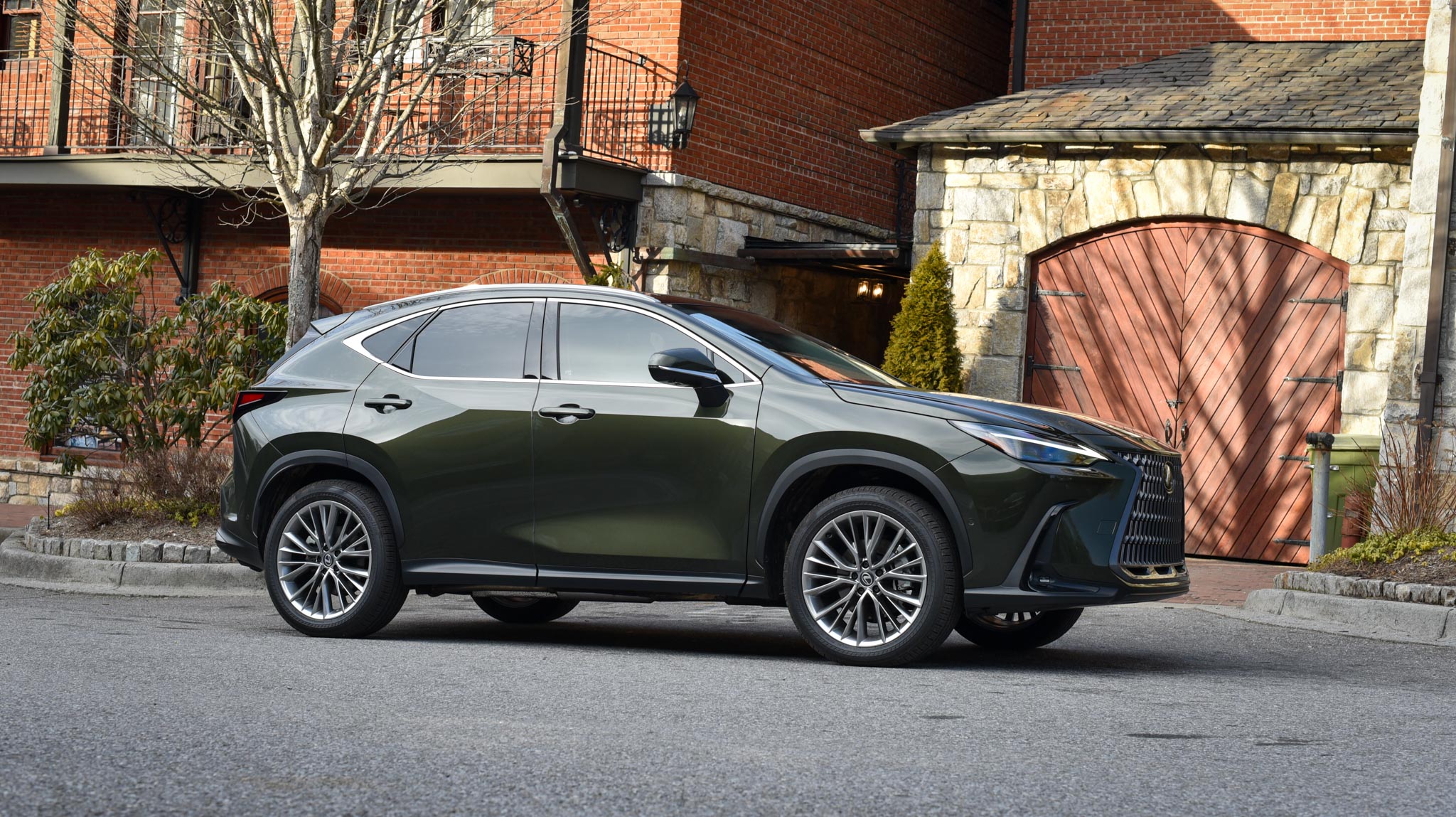 NX 350h luxury