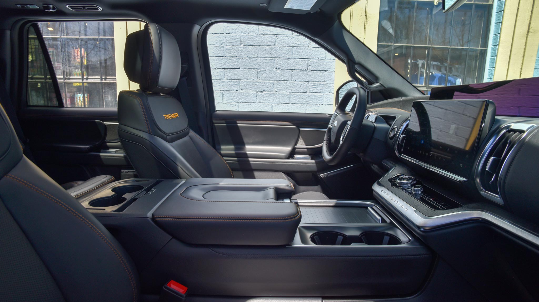 Ford Expedition Tremor interior