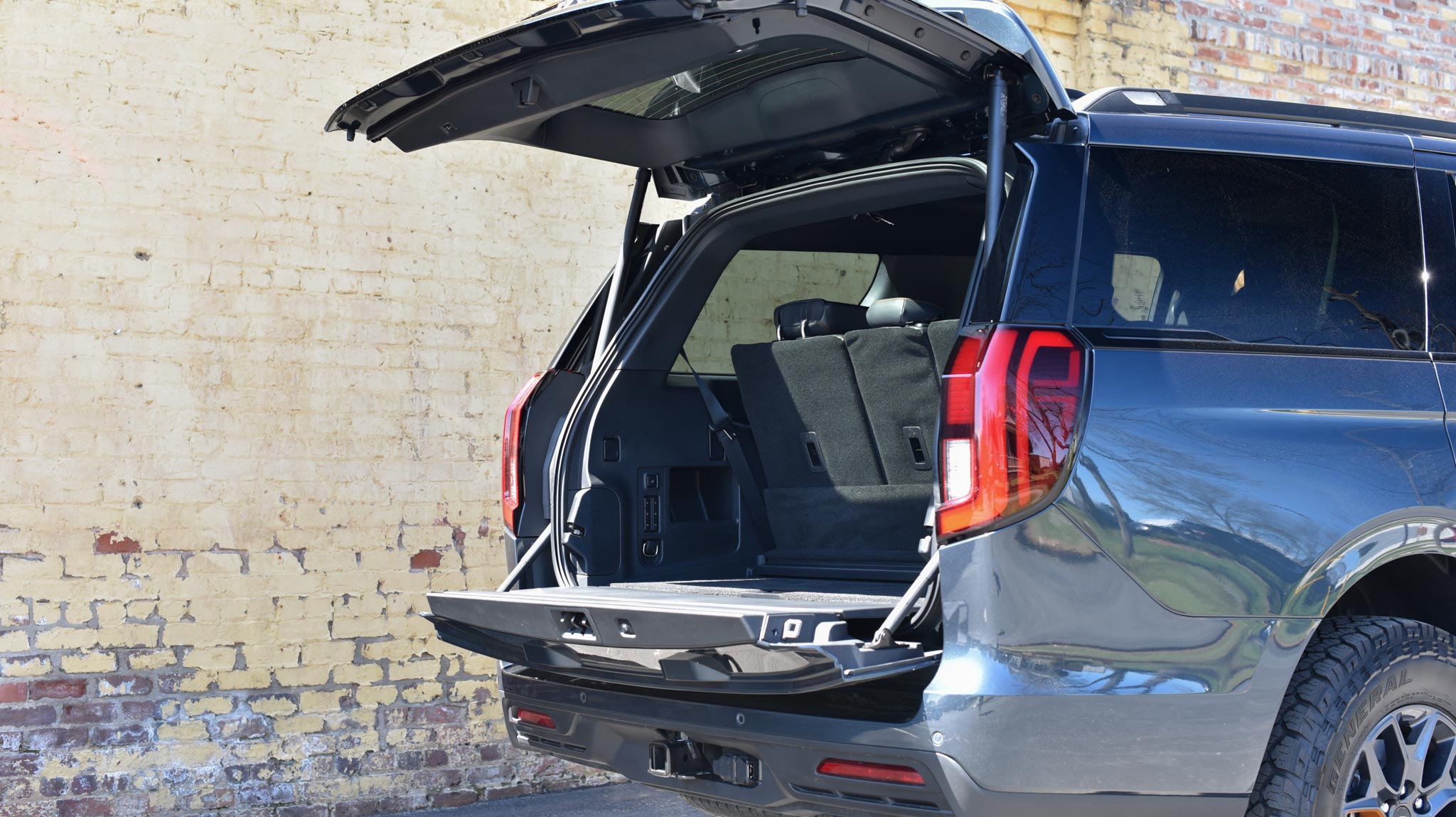 Ford Expedition Tremor interior