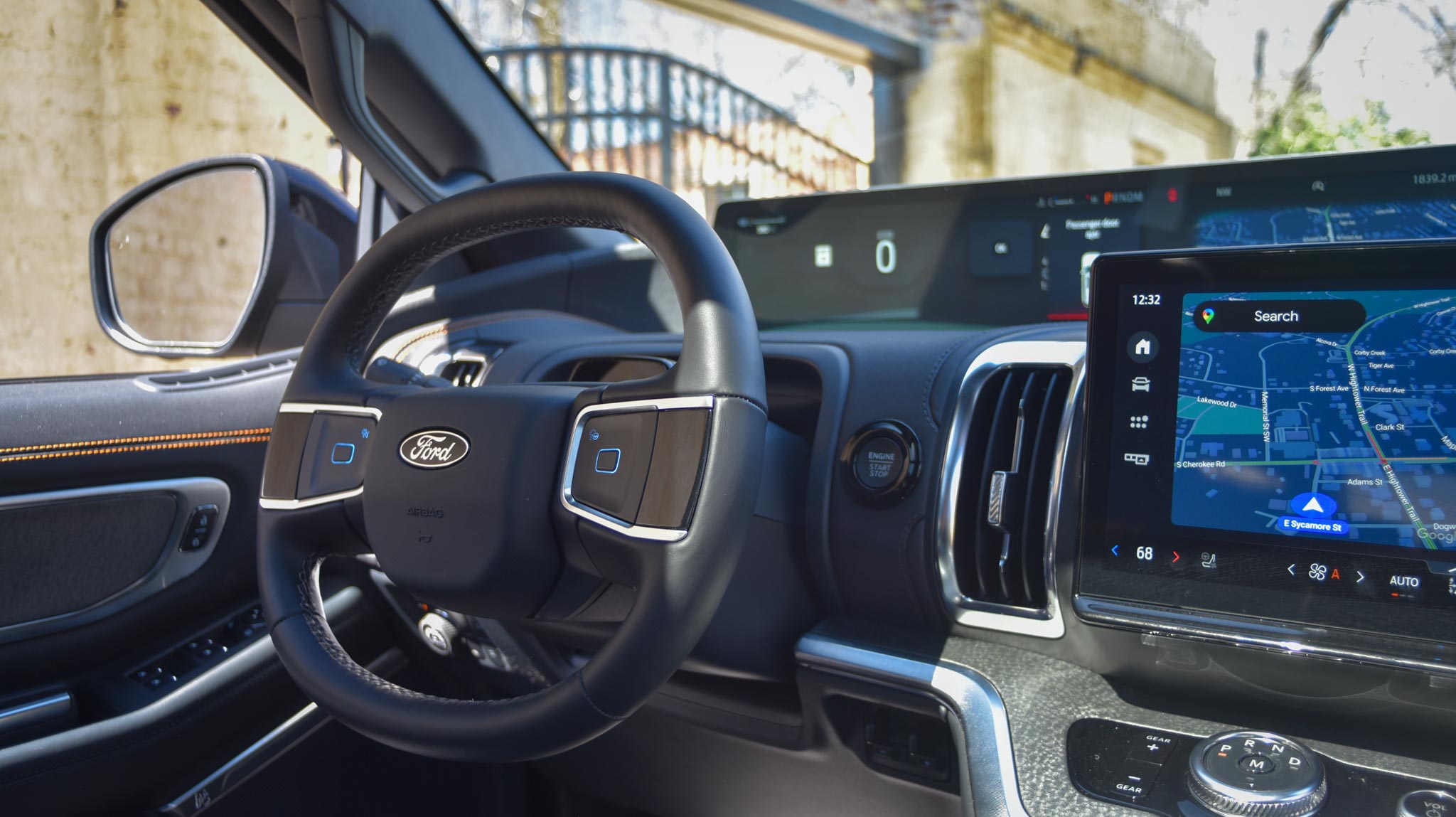 Ford Expedition Tremor interior