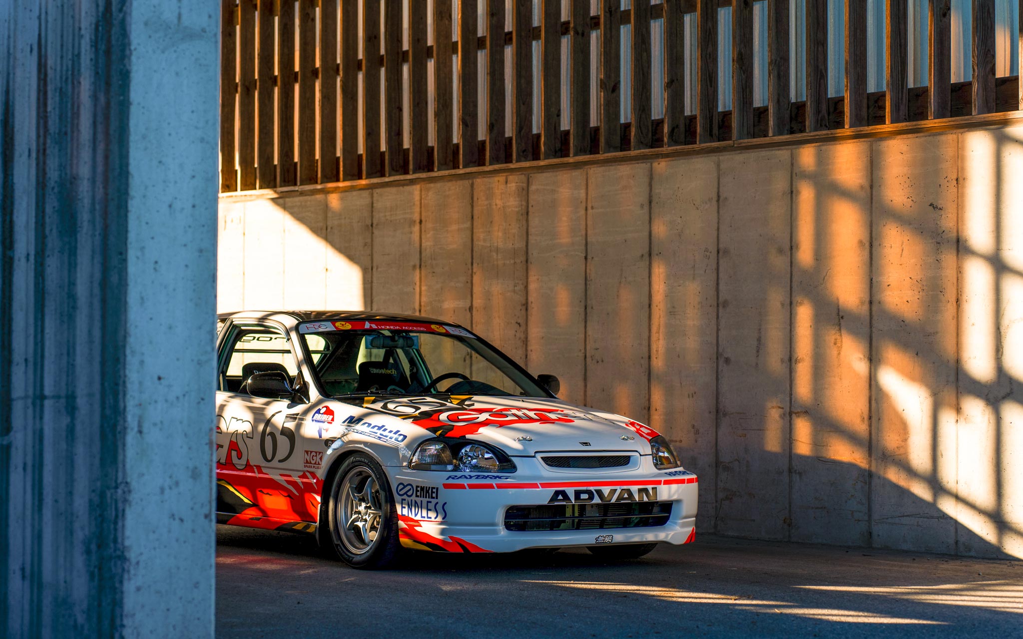 Gathers EK Civic tribute