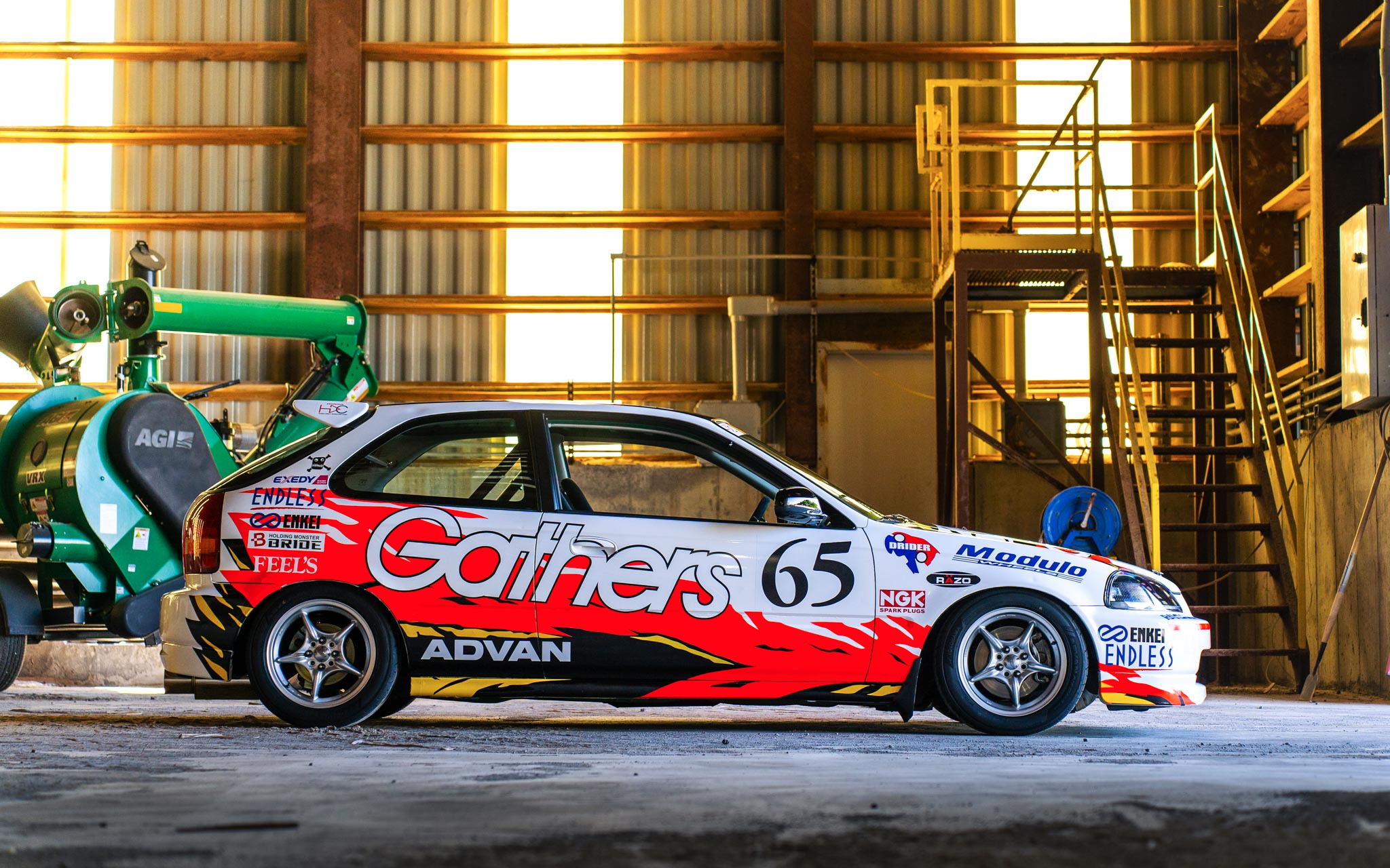Gathers EK Civic tribute