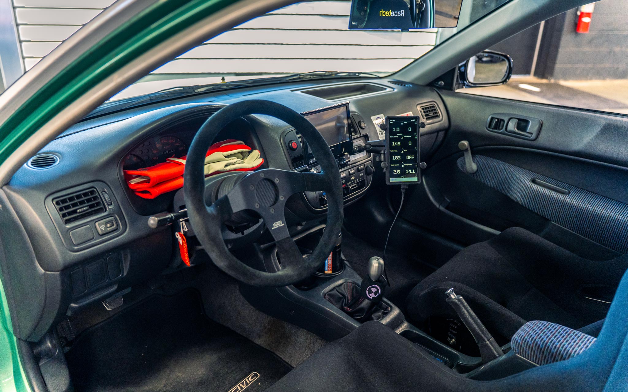 Mugen Series 3 stitchless steering wheel