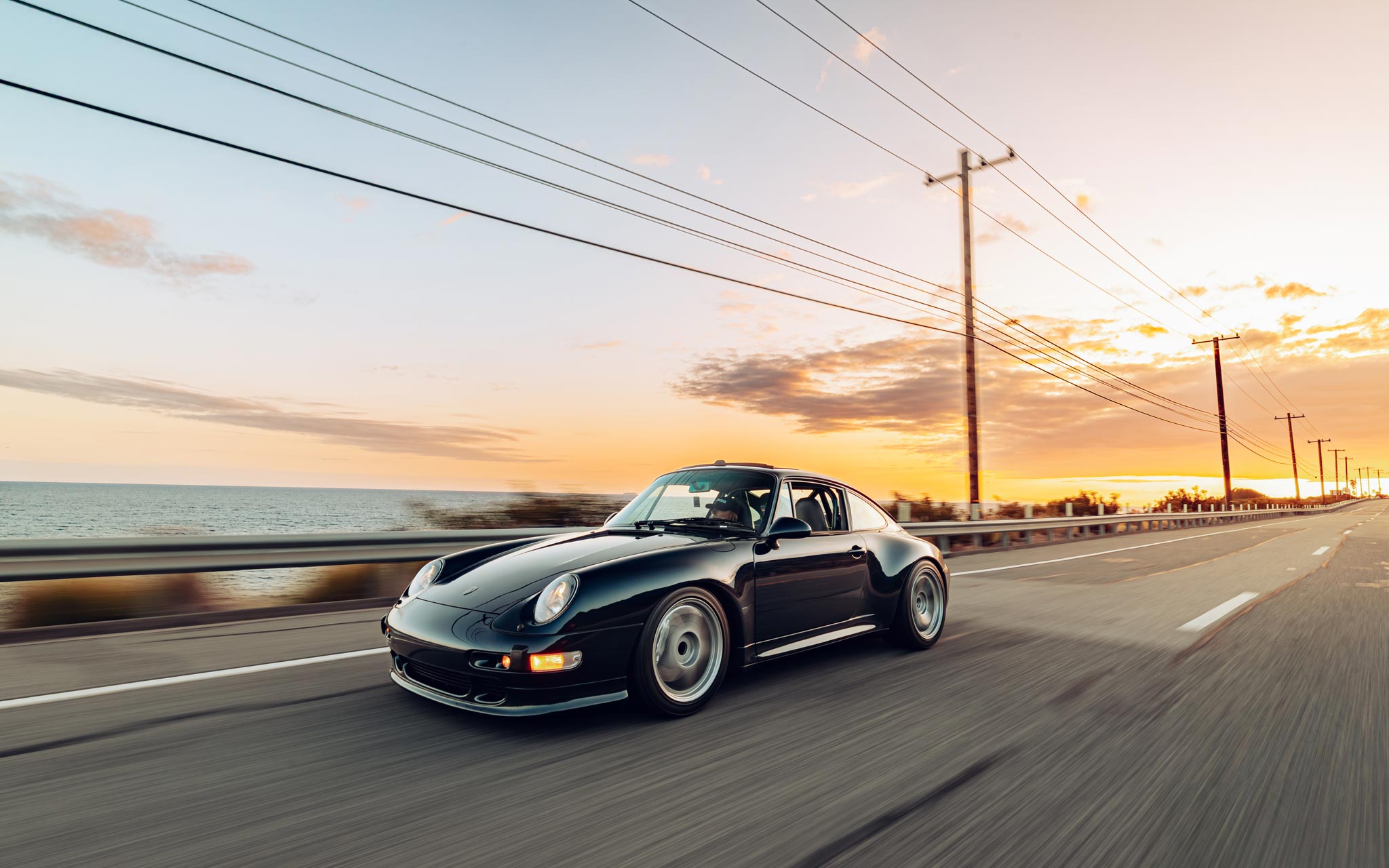 Air-cooled widebody Porsche 911 993
