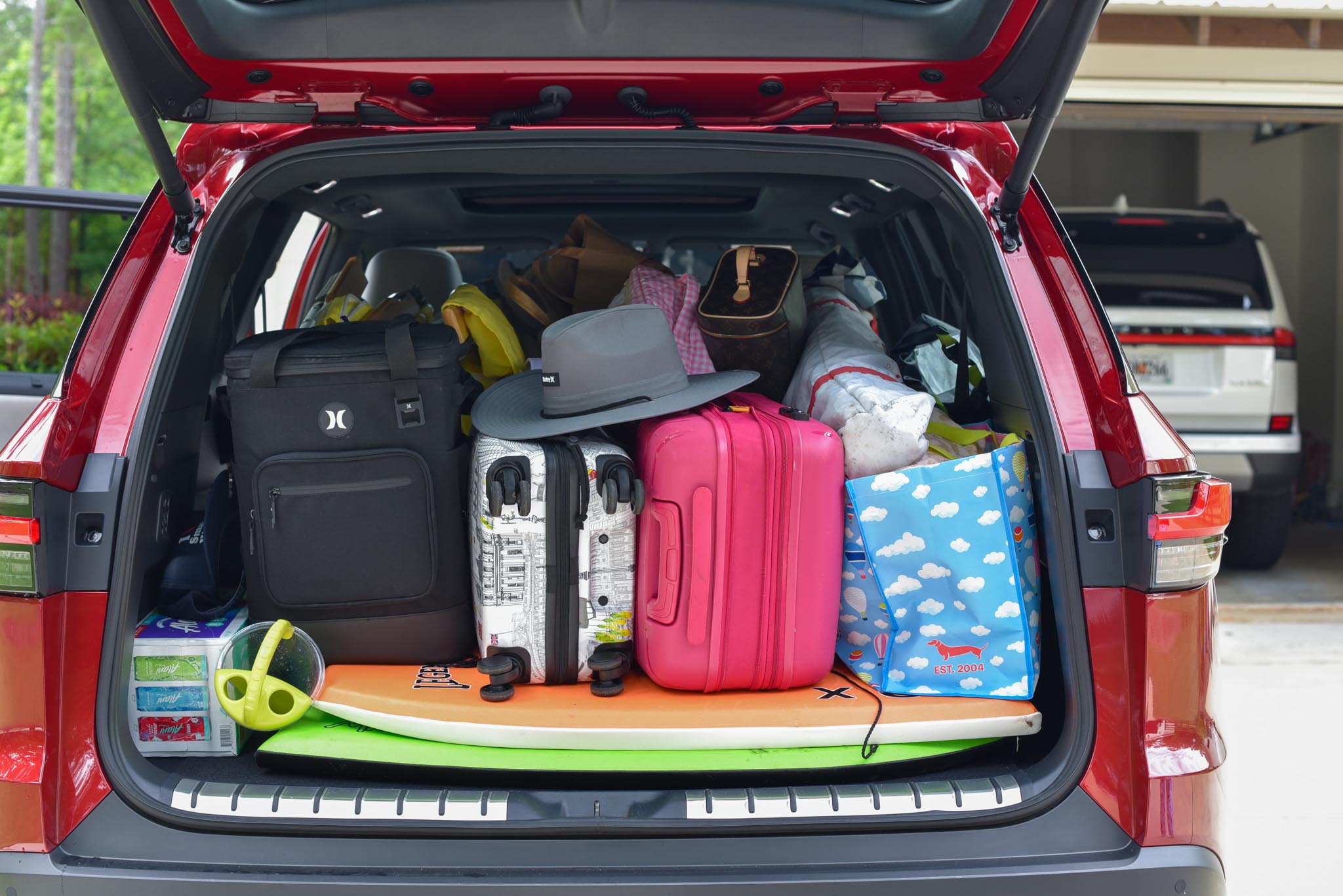 Lexus TX 350 trunk space
