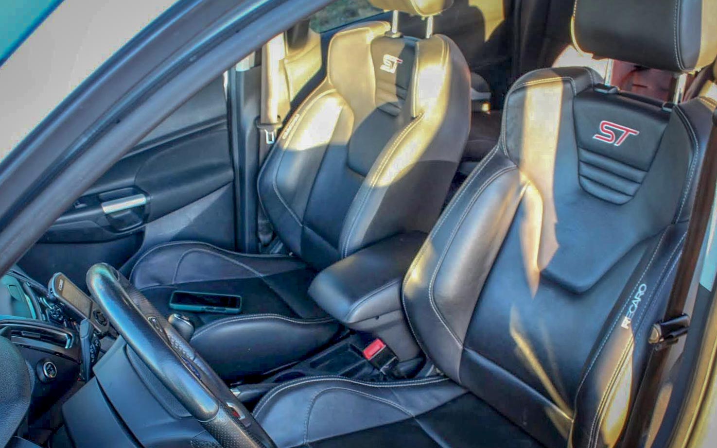 Focus ST seats in transit connect