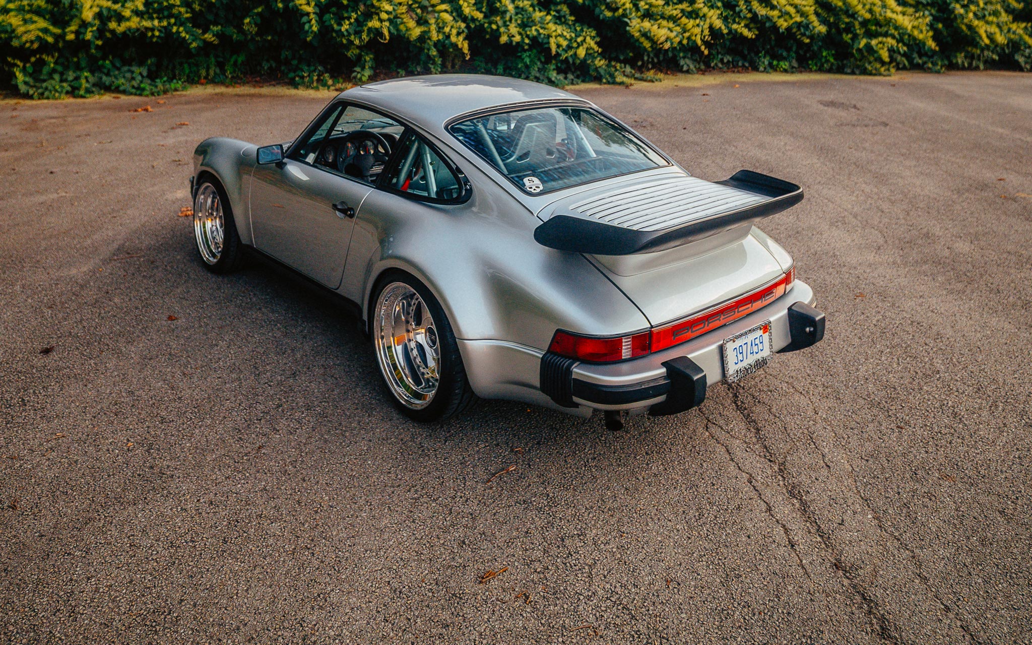 stunning 80s widebody Porsche 911