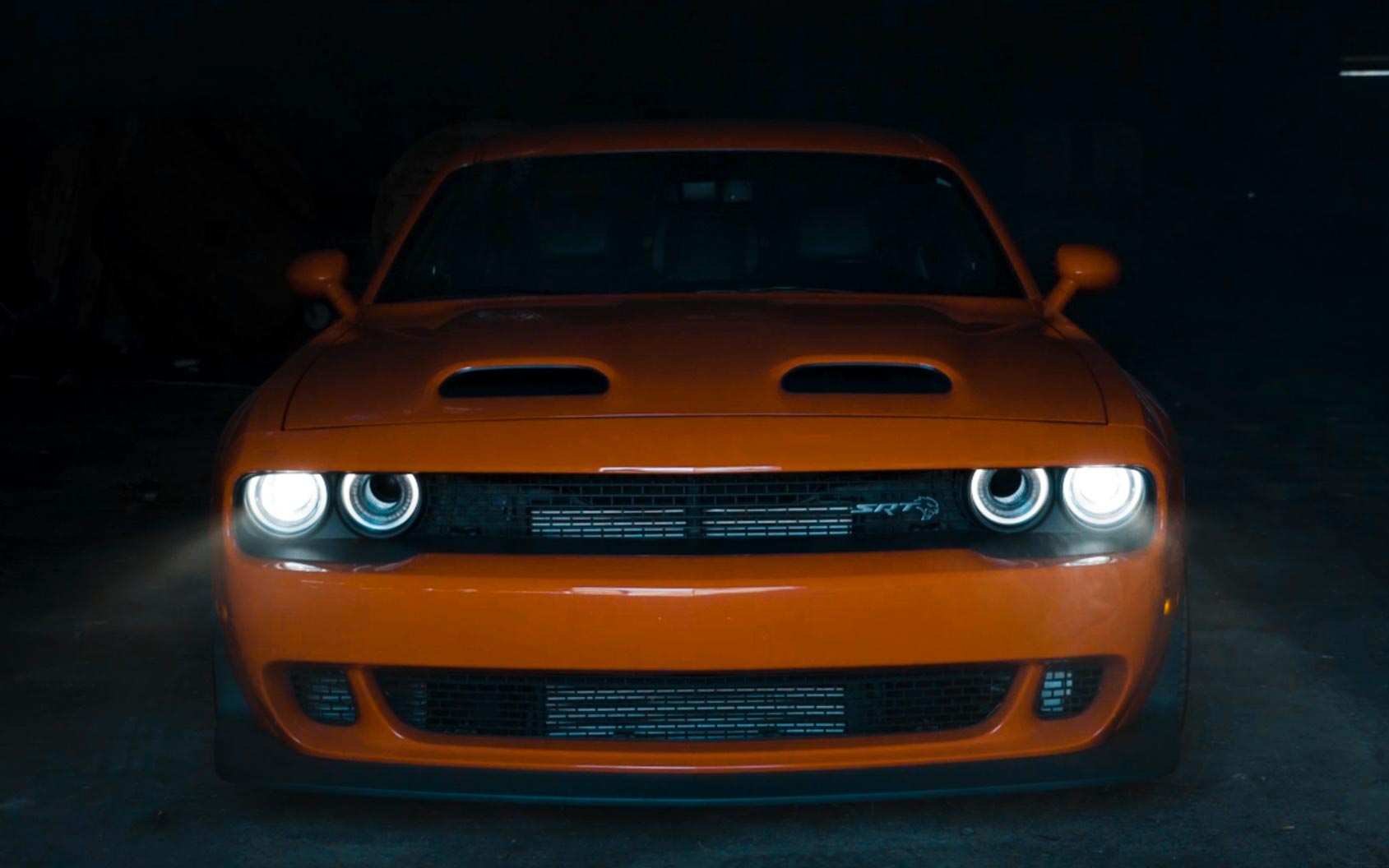 Didge Challenger headlights