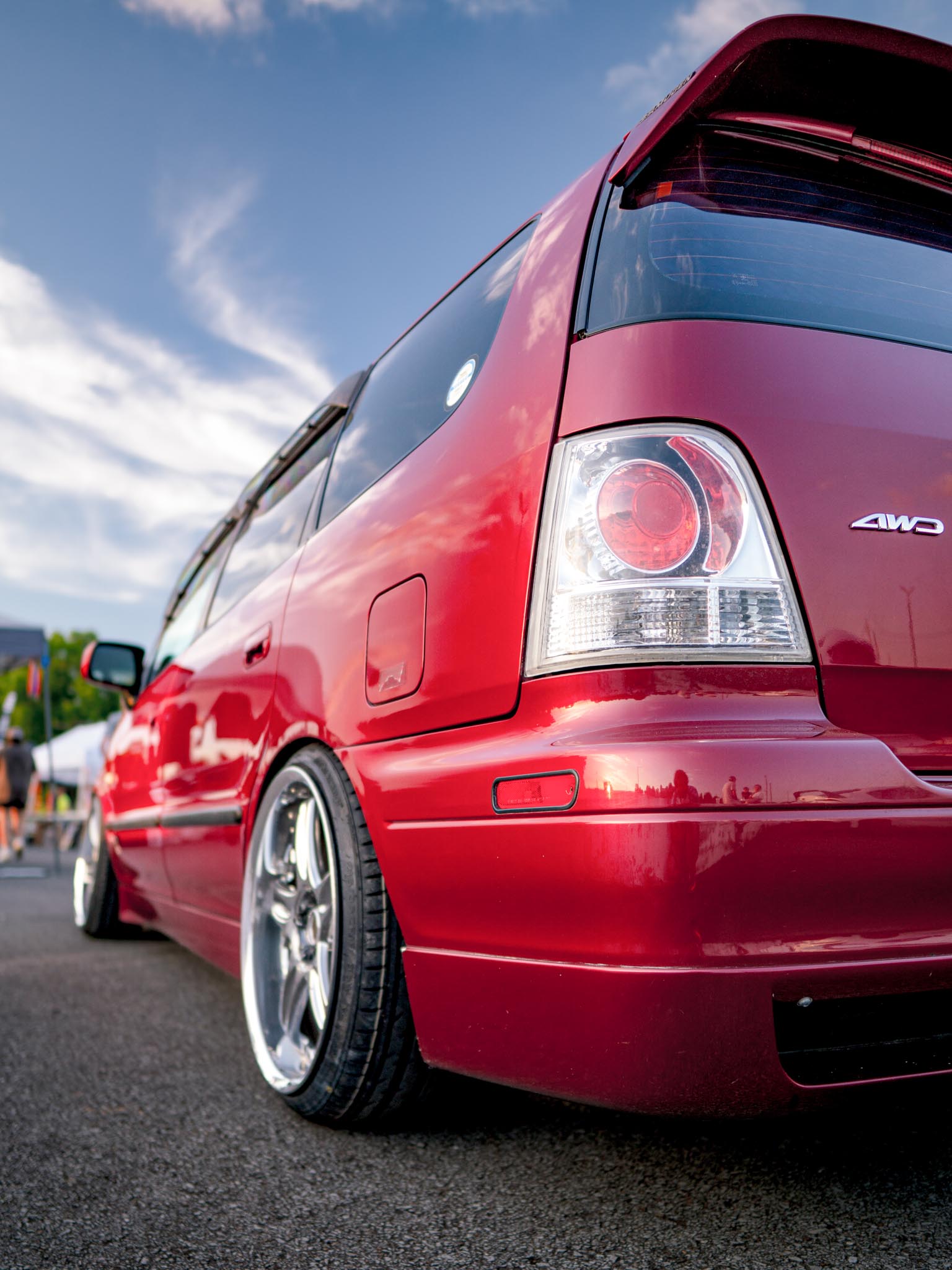 lowered 1st gen Honda Odyssey